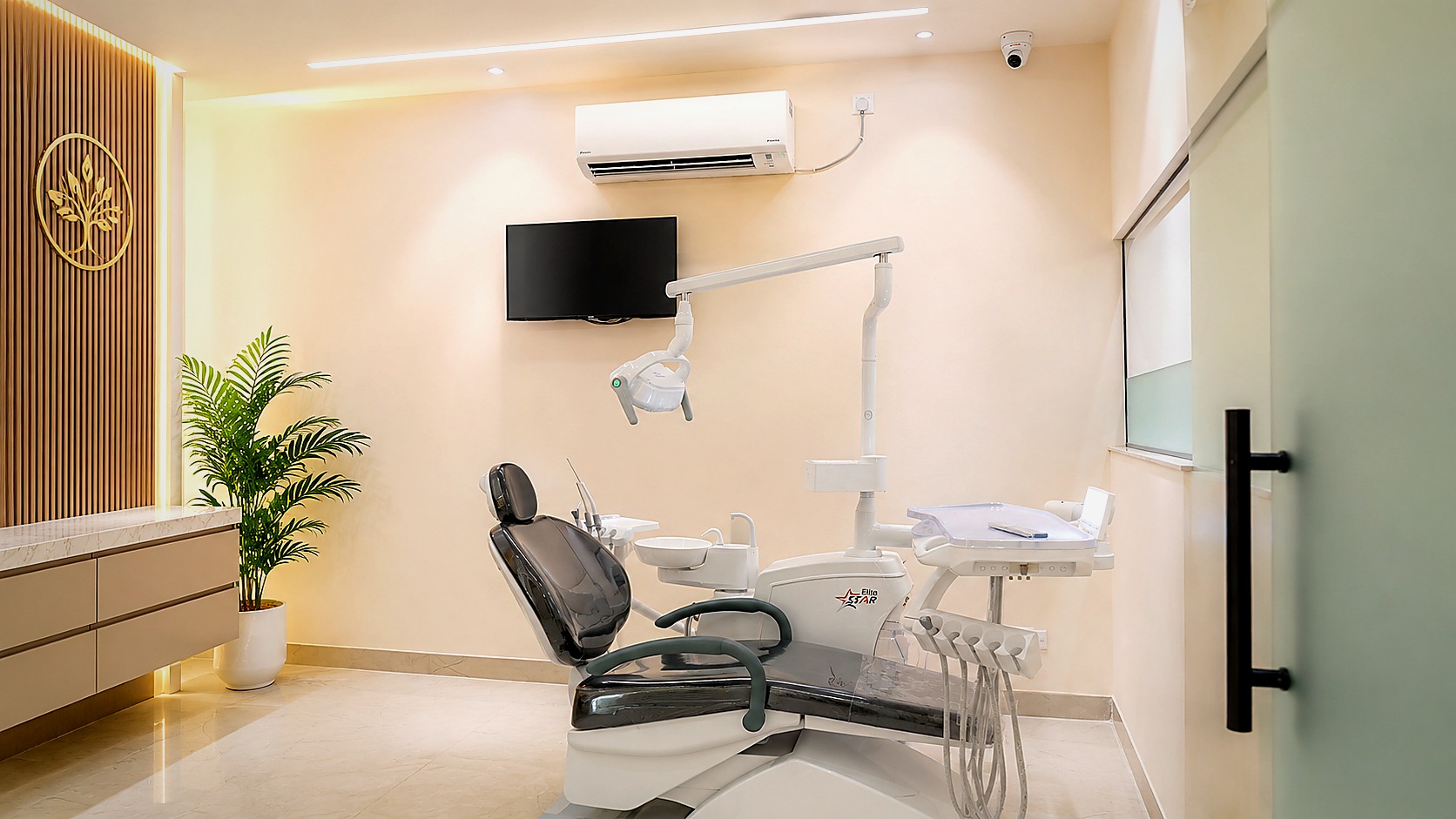 Real waiting lounge photograph